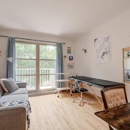 3 1/2 - Montréal (La Petite-Patrie) - 1 400 $/mois - Photo 4