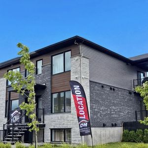 PROMOTION EXCEPTIONNELLE - 5 1/2 à Louer - Photo 2