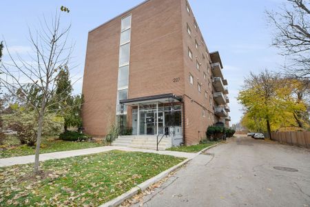 For Lease - 227 Cathcart Street Unit# 101, London South, Ontario - Photo 4