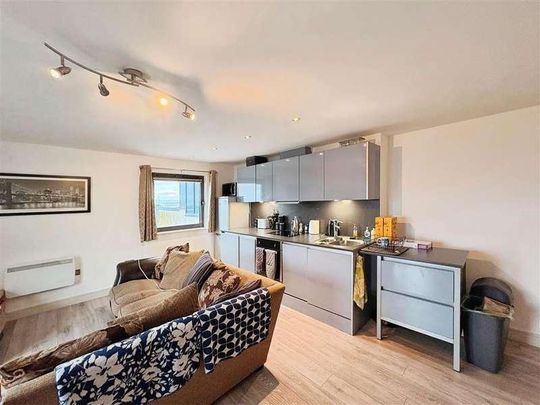 Galleon Way, Cardiff, CF10 - Photo 1