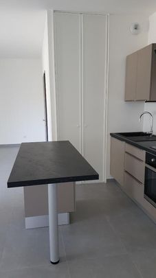 Location Appartement 1 pièce 41m² ANNECY 74000 - Photo 1