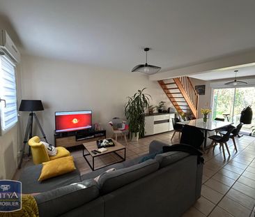 Location Maison 4 pièces 90m² LESCURE D ALBIGEOIS 81380 - Photo 2