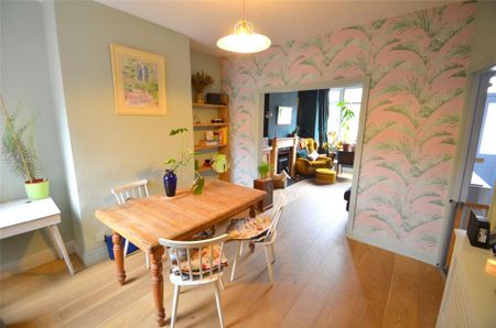 3 bedroom terraced house to rent - Photo 2