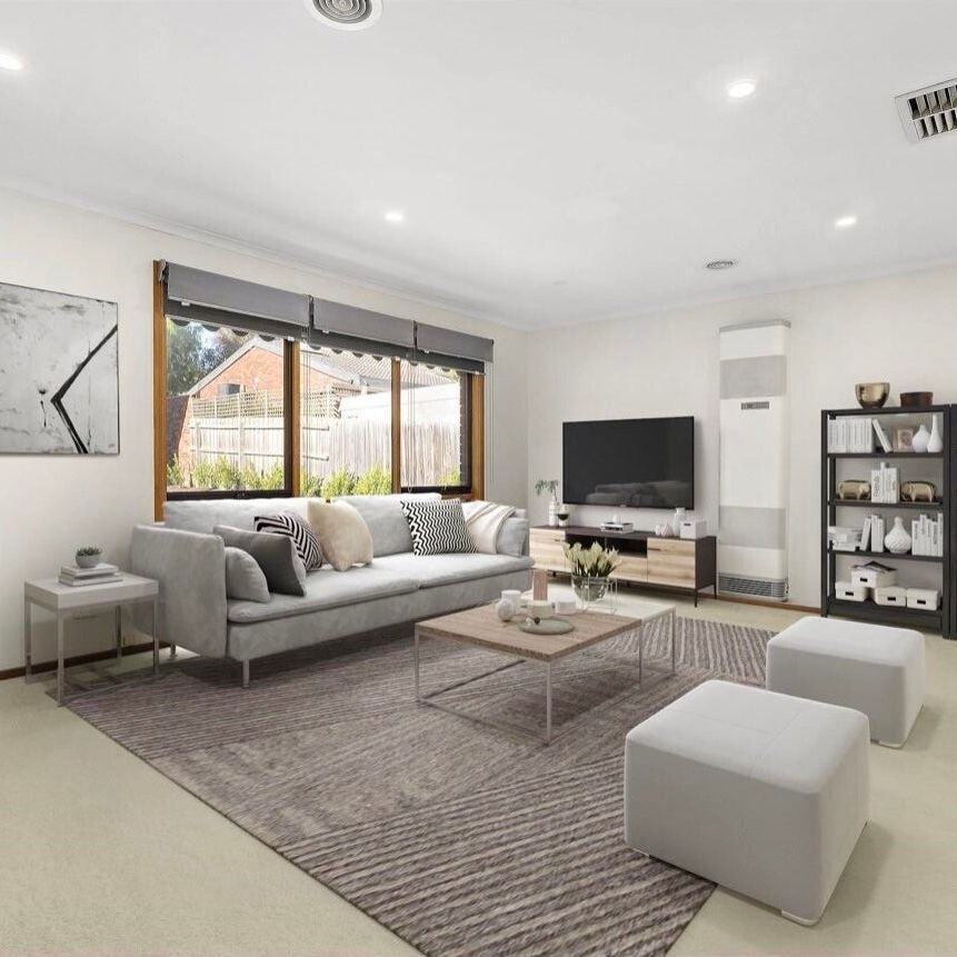 Surrey Hills - Photo 1