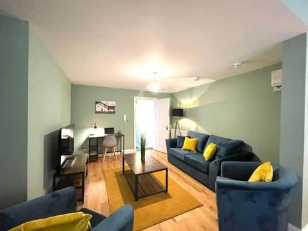 2 bedroom apartment to rent - Photo 2