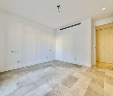 Piso de alquiler en Calle Cecili Metel, Plaça dels Patins - Photo 1