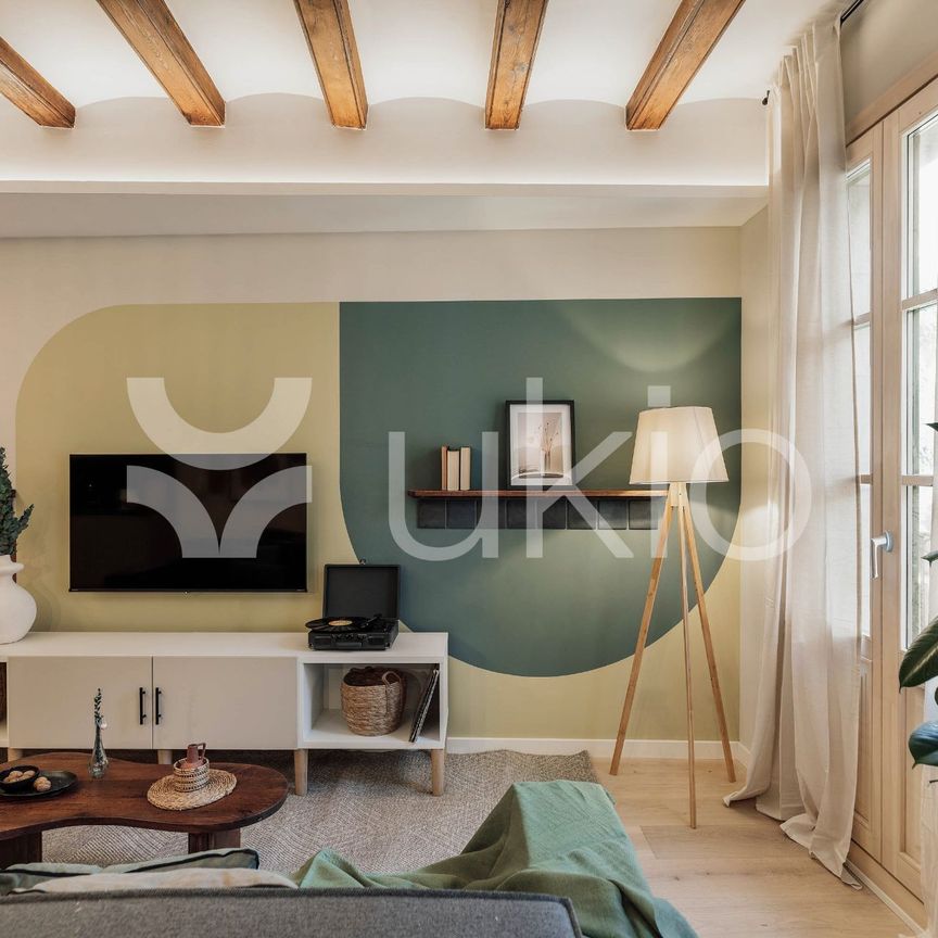 Apartamento de alquiler en Carrer del Portal Nou, Sant Pere, Sta. Caterina i la Ribera - Photo 1