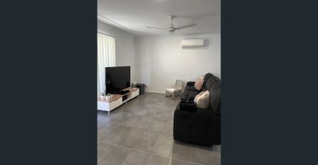 MODERN TOWN HOUSES AVAILABLE 14/02/2026 - Photo 4