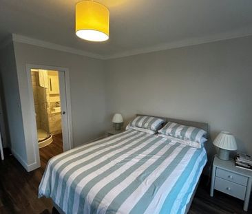 Grove Road, SM1 2AF - Photo 2