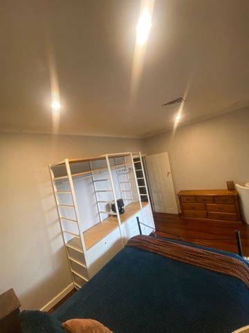 Cloverdale - Photo 2