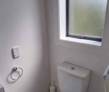 Fully furnished city centre ensuite - Photo 5