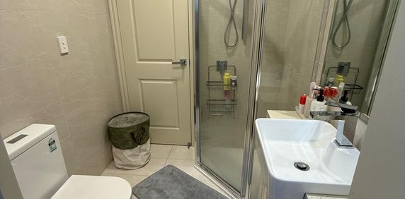 Box Hill North - Photo 2