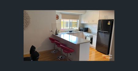 Fully furnished coastal living - Photo 5