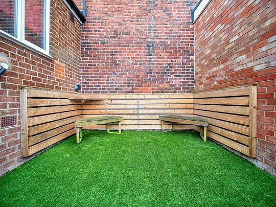 2 bed terraced house to rent in DH3 - Photo 1