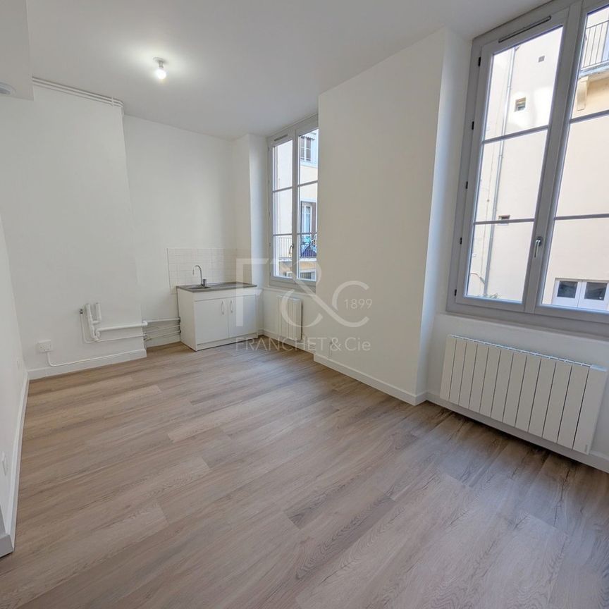 T2 de 80m² - Rue Saint Hélène à Lyon 2 - Photo 1
