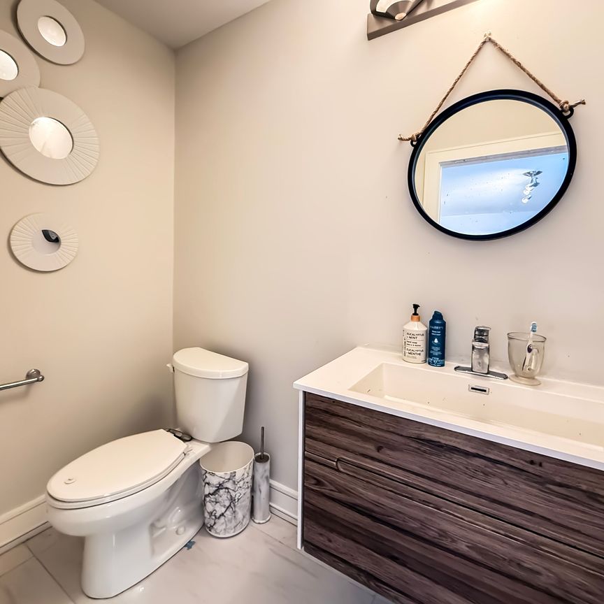 For Lease - 116 Sunset Beach Road Unit# Main, Richmond Hill, Ontario - Photo 1