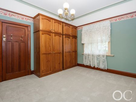 Open the Door To Character Living in Colonel Light Gardens - Photo 3