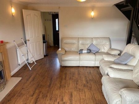 Cranfield Court, Swansea, SA5 - Photo 2