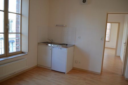 Location Appartement 2 pièces 35m² - Photo 2