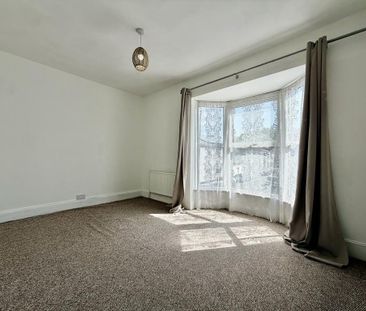 2 bedroom property to rent - Photo 2