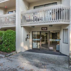 Quadra Woods - 1 Bedroom - Available Now - Photo 2