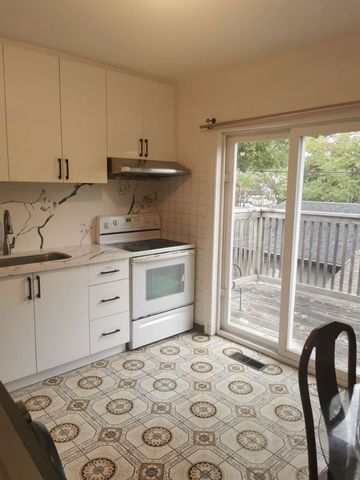 For Lease - 137A MARKHAM Street Unit# 2nd FL Two BRs, Toronto, Ontario - Photo 5