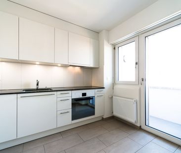 Grosse 4-Zimmerwohnung zu vermieten in Zürich-Oerlikon - Photo 5