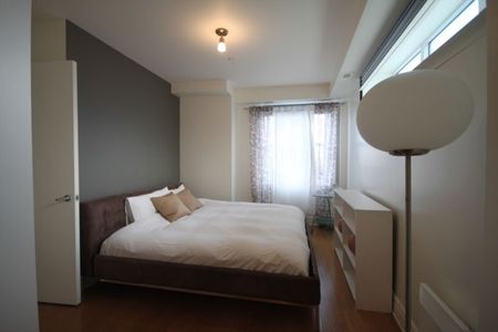 Luxueux condo d’environ 1200 pc au 9e étage, comprenant 2 chambres & 2 salles de bains, offert à louer avec électros inclus - Photo 4