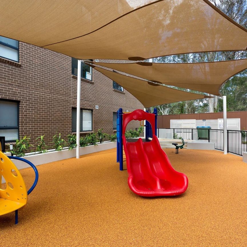 Understated Style - Photo 1