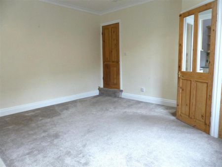 2 bedroom terraced bungalow to rent - Photo 3