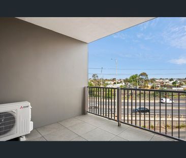 306/1 York Street, Geelong, Vic 3220 - Photo 6