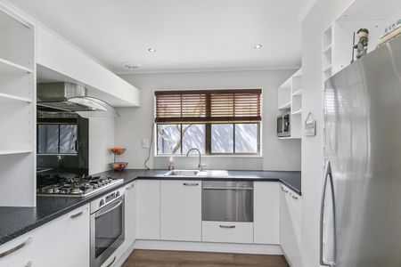 6A Bayou Lane, Churton Park - Photo 4