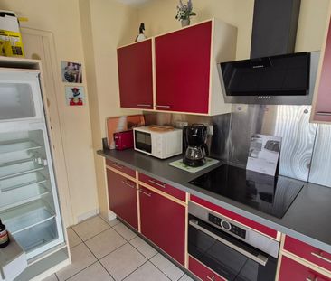 Location Appartement 2 pièces 49m² - Photo 3