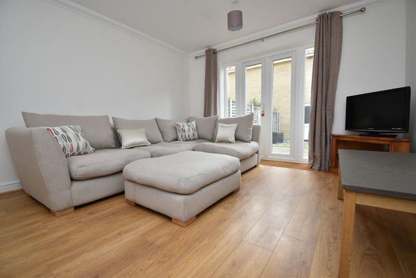 4 bedroom townhouse to rent - Photo 1