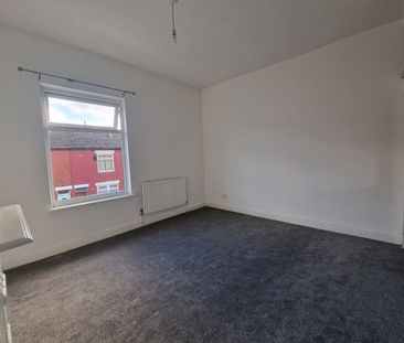 2 Bed Terraced House, Silton Street, M9 - Photo 3