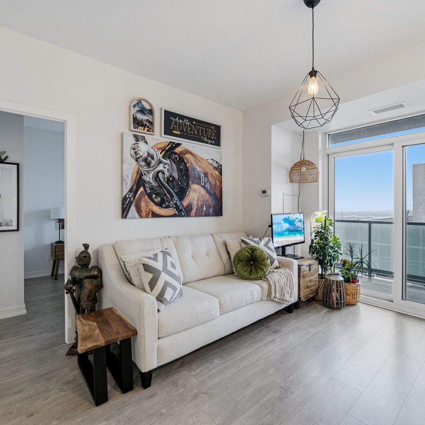 For Lease - 2087 Fairview Street Unit# 2207, Burlington, Ontario - Photo 1