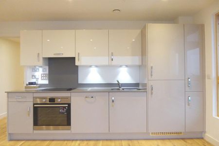 2 bedroom apartment to rent - Photo 4