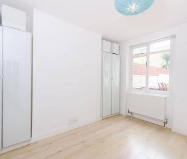 4 bedroom maisonette to rent - Photo 3