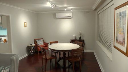 2/174 Barkly Street, St Kilda, VIC, 3182 - Photo 5