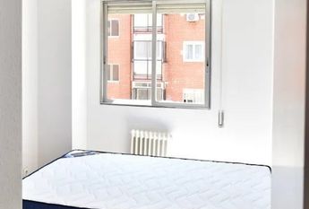 Calle de la Liberación, Madrid, Community of Madrid 28033