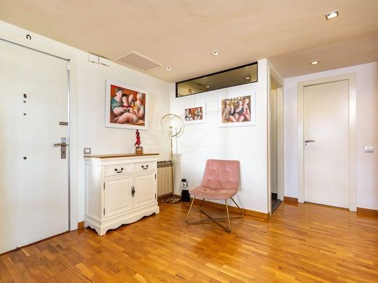 Esplugues de llobregat, Catalonia 08950 - Photo 1