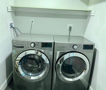 For Lease - 203 Van Dusen Boulevard, Toronto, Ontario - Photo 6