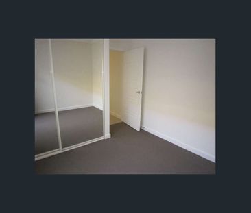 EXECUTIVE VILLA - Photo 4