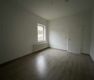Viel Platz! 4-Zimmer-Wohnung in Wilhelmshaven Fedderwardergroden - Photo 6