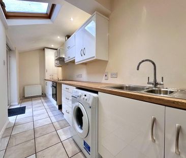 31 Imperial Drive, Belfast, BT6 8JH - Photo 4