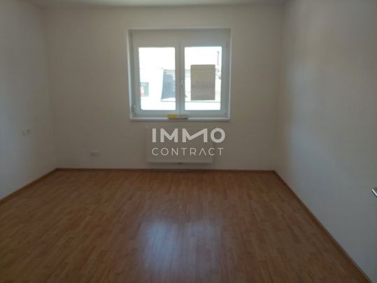 Große 3-Zi-Wohnung mit Loggia & 2 Garagen in Kilb – gepflegt und hell - förderbar - Photo 1