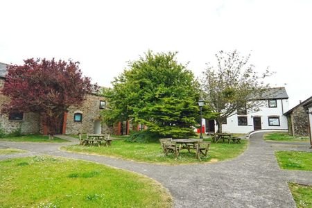 Farmhouse - Photo 4