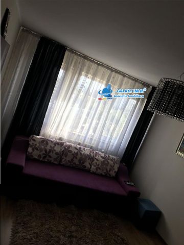 Inchiriere apartament 3 camere Dristor LOC DE PARCARE - Fotografie 2