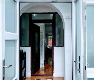 4 bedroom terraced house to rent - Photo 6