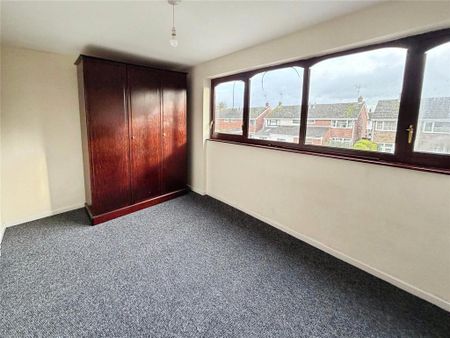 3 bedroom link detached house to rent - Photo 2